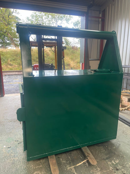 800 Litre AdBlue Grab Tank with Side Storage & 24V Pump