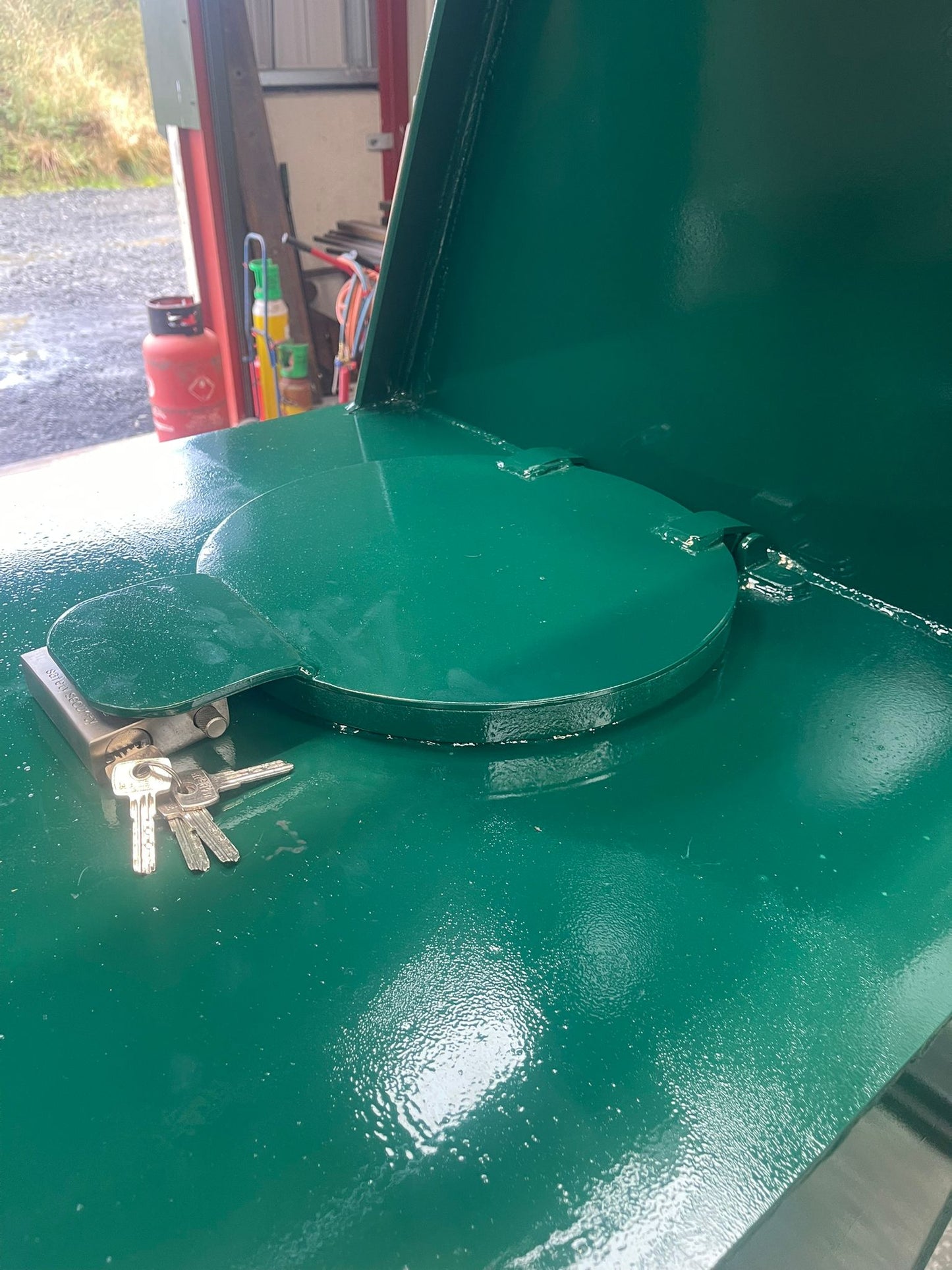 800 Litre AdBlue Grab Tank with Side Storage & 24V Pump